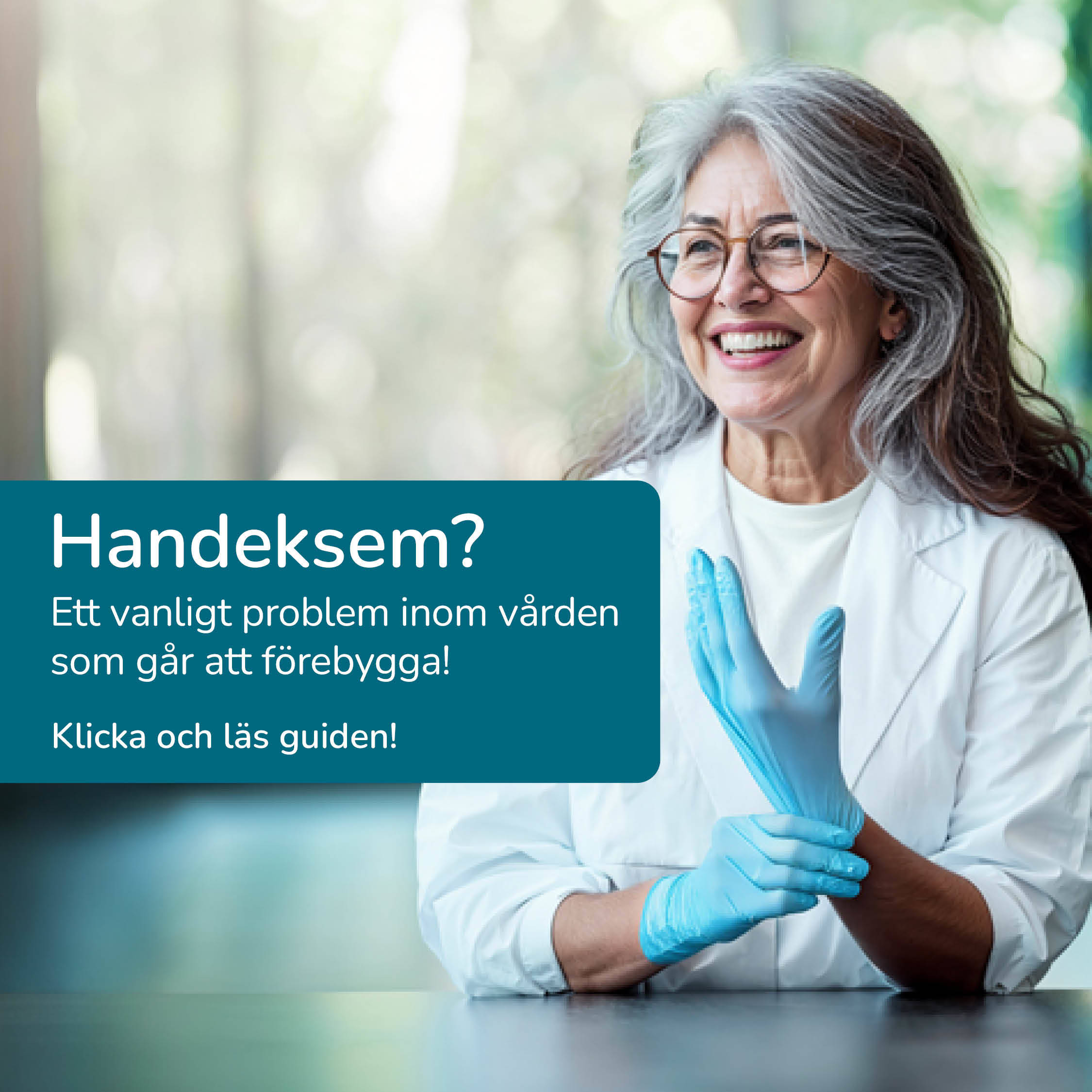 Handeksem - Kvinna med Nitrilhandskar