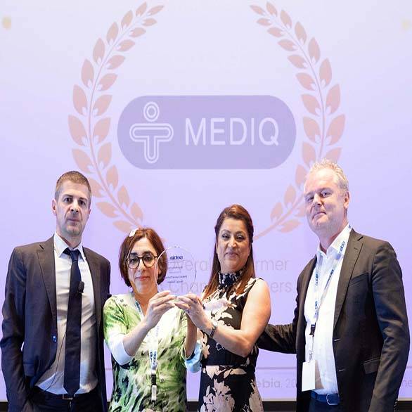 Mediq tar emot pris på Sebia award